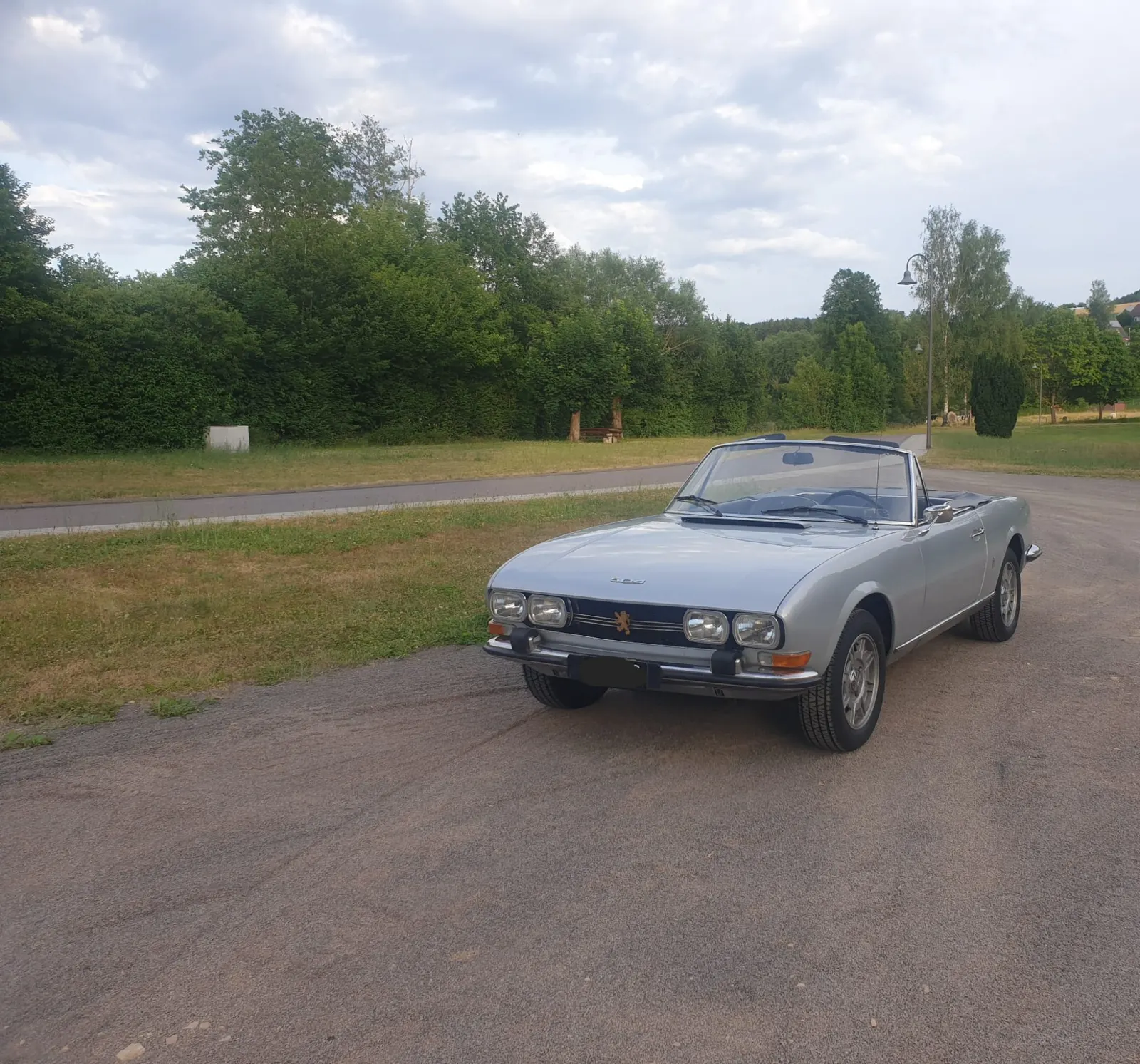 Peugeot 504 Cabriolet in Silber